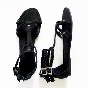 NEW IN BOX FOREVER 21 Black Zipper Back Braided Gladiator Sandals Size 6